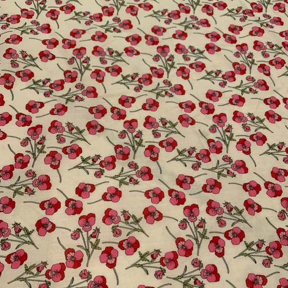 Liberty of London Tana Lawn Fabric- Pansies- 3 yards - Picture 2 of 3